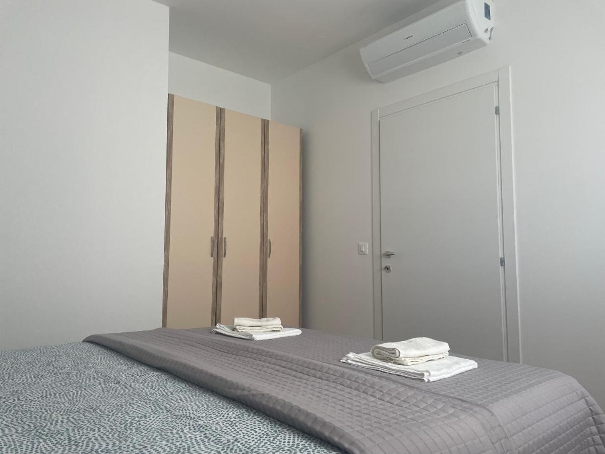 Apartment Diana Zara Parking Free Esterno foto