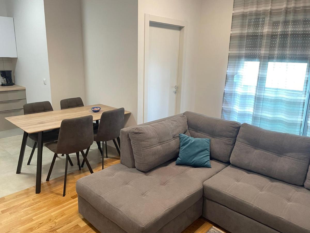 Apartment Diana Zara Parking Free Esterno foto