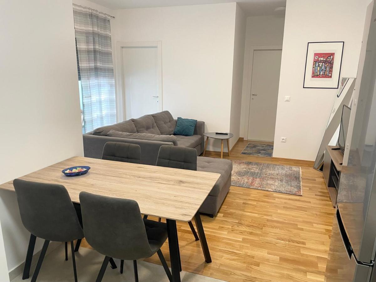 Apartment Diana Zara Parking Free Esterno foto