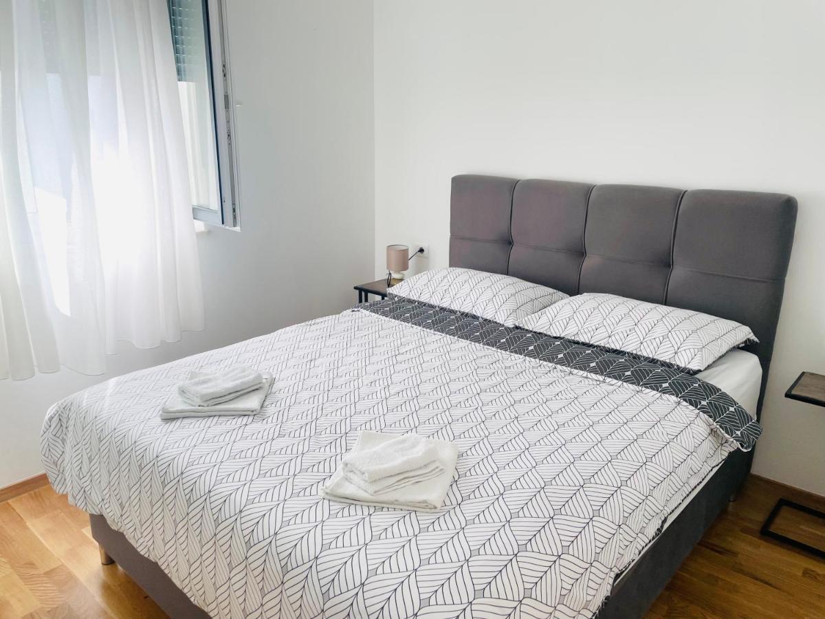 Apartment Diana Zara Parking Free Esterno foto